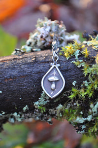 Portal  -Mushroom Necklace-